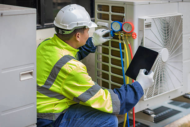 Professional Hvac technician working in Union Grove, WI